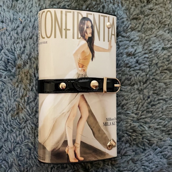 NWOT CLUTCH-LA CONFIDENTIAL MAGAZINE COVER - Picture 2 of 7